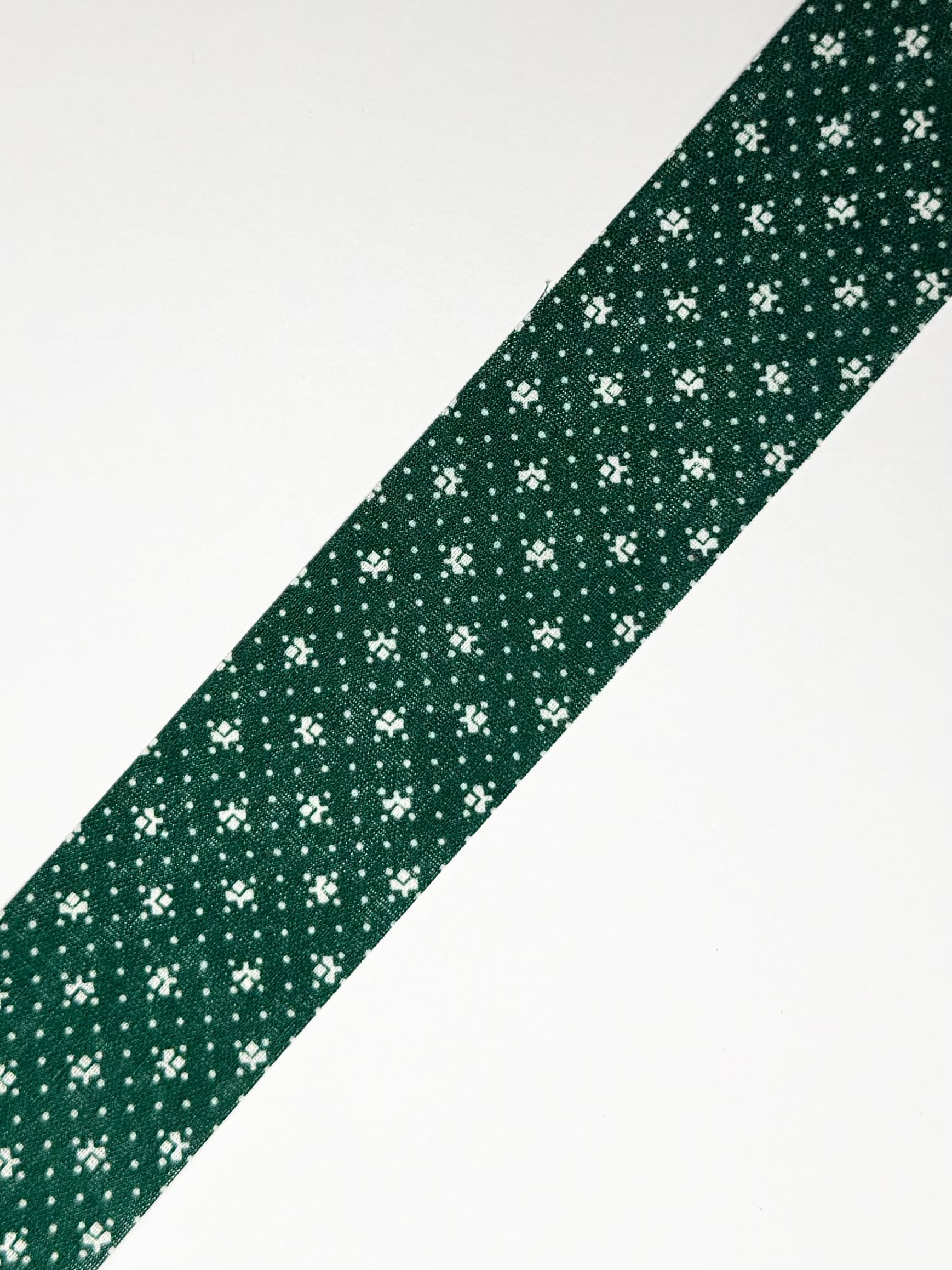 1.25 Vintage Dark Green Floral w/ Bitty Dots