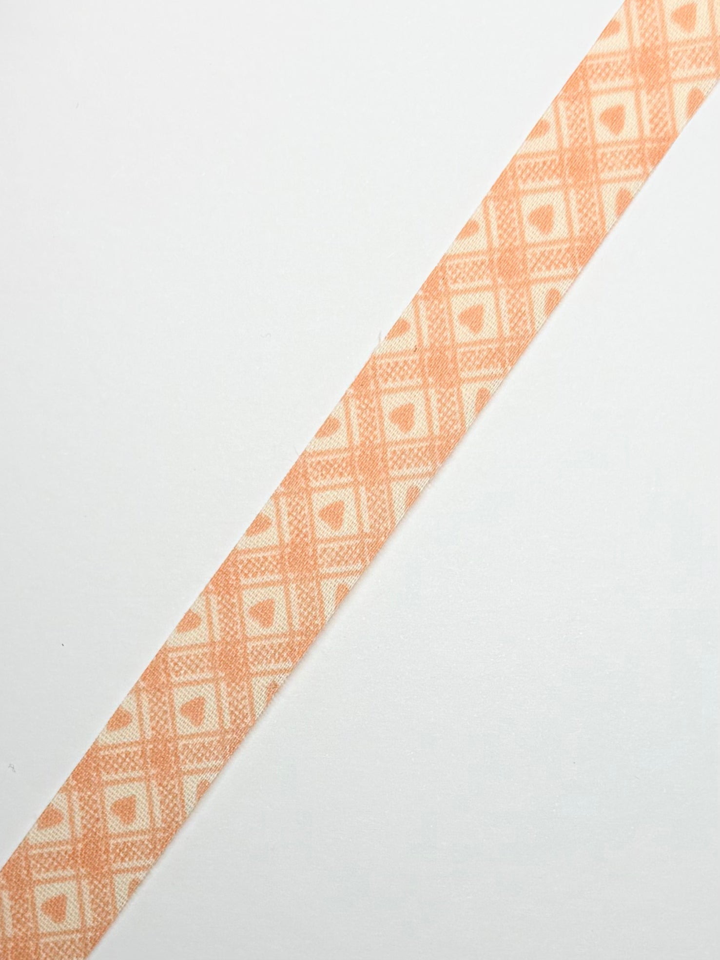1/2in Vintage Peach Hearts